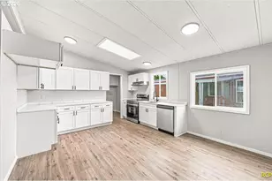 1635 Westside Hwy, Kelso, WA 98626 - Photo 15