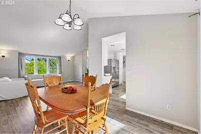 22240 SW Martinazzi Ave, Tualatin, OR 97062 - Photo 9