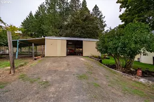 610 Averill St, Brownsville, OR 97327 - Photo 23