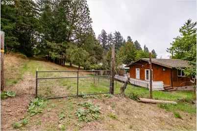 610 Averill St, Brownsville, OR 97327 - Photo 43
