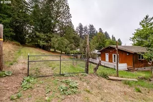 610 Averill St, Brownsville, OR 97327 - Photo 43