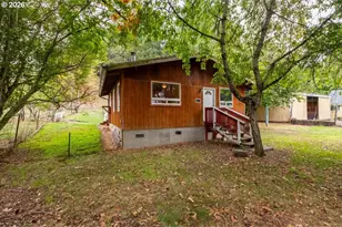 610 Averill St, Brownsville, OR 97327 - Photo 29
