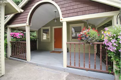3149 NE 103rd Pl, Portland, OR 97220 - Photo 3