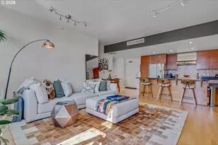 1830 NW Riverscape St, Portland, OR 97209 - Photo 11