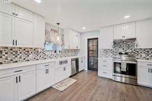 2337 W Castleman St, Longview, WA 98632 - Photo 7