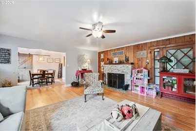 2337 W Castleman St, Longview, WA 98632 - Photo 3