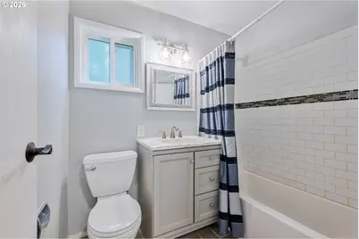 2337 W Castleman St, Longview, WA 98632 - Photo 27