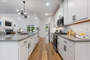 14249 Holcomb Blvd, Oregon City, OR 97045 - Photo 13