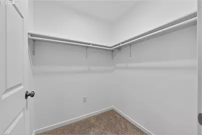 640 NE Polk St, Roseburg, OR 97470 - Photo 15