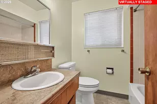 130 S Main St, Phoenix, OR 97535 - Photo 11