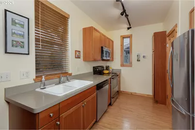 3117 May St, Hood River, OR 97031 - Photo 7