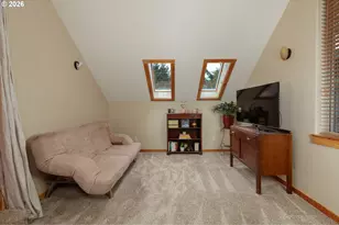 3117 May St, Hood River, OR 97031 - Photo 13