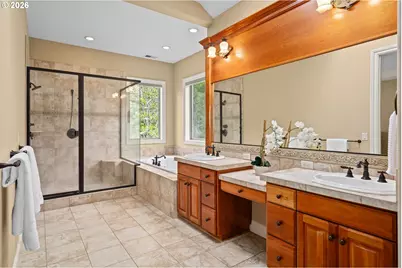 9723 NW Henry Ct, Portland, OR 97229 - Photo 23