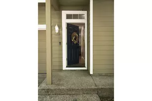 7548 NE Callan Ct, Hillsboro, OR 97124 - Photo 3