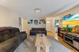 1826 Kinglet Way NE, Keizer, OR 97303 - Photo 9