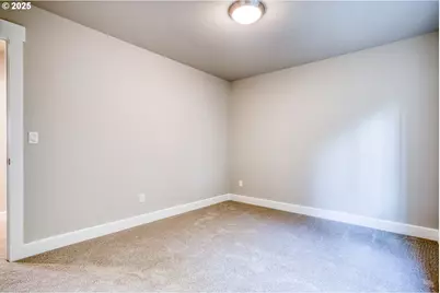 2910 NE Klamath Pl, Newport, OR 97365 - Photo 27