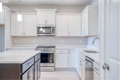 2910 NE Klamath Pl, Newport, OR 97365 - Photo 13