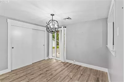 3823 Wilshire Ln, Eugene, OR 97405 - Photo 13