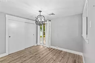 3823 Wilshire Ln, Eugene, OR 97405 - Photo 13