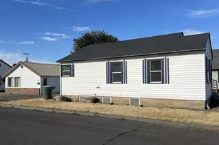 619 Robbins St, Milton-Freewater, OR 97862 - Photo 3