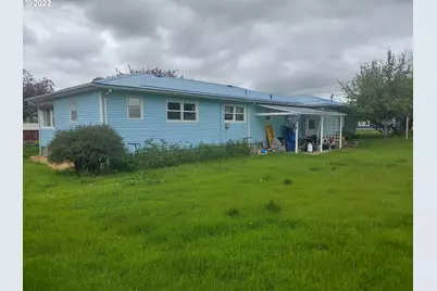 303 NE Second St, Enterprise, OR 97828 - Photo 9