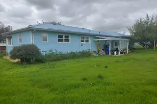 303 NE 2nd St, Enterprise, OR 97828 - Photo 9