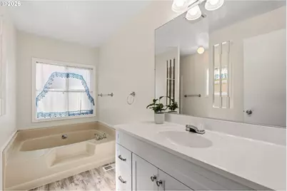 1475 Green Acres Rd #8, Eugene, OR 97408 - Photo 19