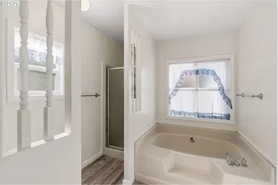 1475 Green Acres Rd #8, Eugene, OR 97408 - Photo 19