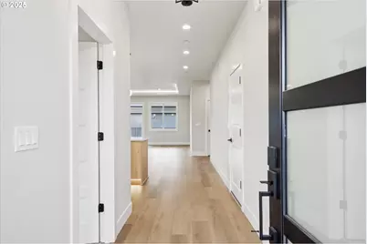 773 Riley Dr, Silverton, OR 97381 - Photo 3