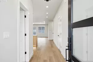 773 Riley Dr, Silverton, OR 97381 - Photo 3