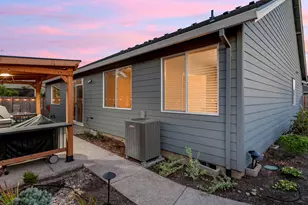 2180 SE 11th Pl, Canby, OR 97013 - Photo 33