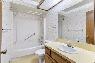 10840 SW Meadowbrook Dr #57, Portland, OR 97224 - Photo 23