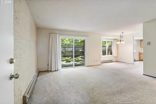 10840 SW Meadowbrook Dr, Portland, OR 97224 - Photo 5