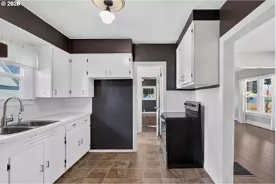 1190 16th St, Salem, OR 97301 - Photo 7