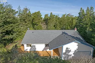 87843 Sandrift St, Florence, OR 97439 - Photo 7