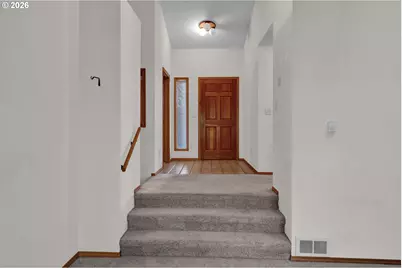 87843 Sandrift St, Florence, OR 97439 - Photo 9