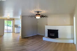 191 Fox Ln, Roseburg, OR 97471 - Photo 7