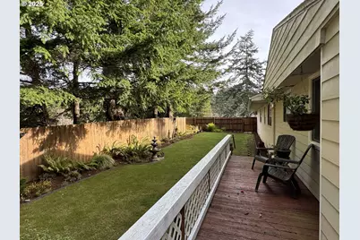 1099 Parkview Dr, Brookings, OR 97415 - Photo 39