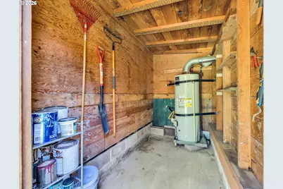 631 N Larch St, Cannon Beach, OR 97110 - Photo 41