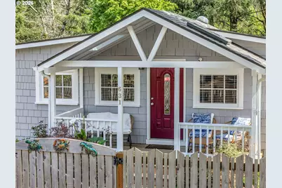 631 N Larch St, Cannon Beach, OR 97110 - Photo 3