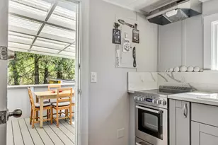 631 N Larch St, Cannon Beach, OR 97110 - Photo 21