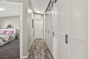 1926 SW Emma Dr, McMinnville, OR 97128 - Photo 33