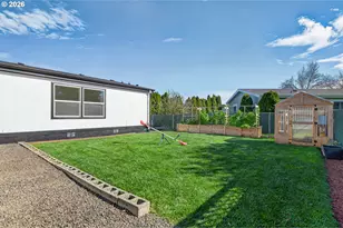 1926 SW Emma Dr, McMinnville, OR 97128 - Photo 35