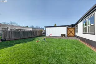 1926 SW Emma Dr, McMinnville, OR 97128 - Photo 37