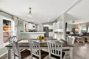 1926 SW Emma Dr, McMinnville, OR 97128 - Photo 9