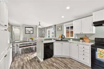 1926 SW Emma Dr, McMinnville, OR 97128 - Photo 5