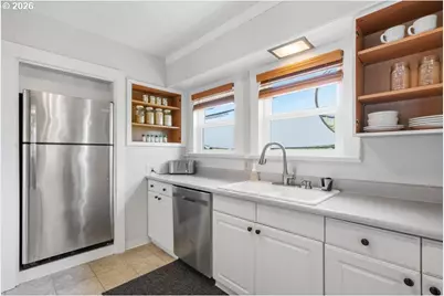 3226 NE 65th Ave, Portland, OR 97213 - Photo 13