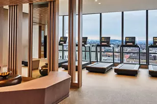 550 SW 10th Ave, Portland, OR 97205 - Photo 17