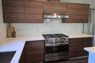 202 NW Quail Gardens Pl, Hillsboro, OR 97124 - Photo 17