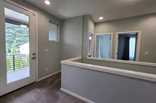 202 NW Quail Gardens Pl, Hillsboro, OR 97124 - Photo 31